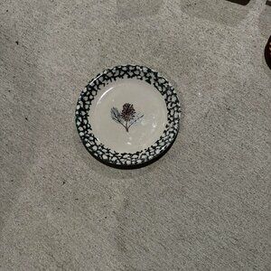 Vintage Pine Cone Plates